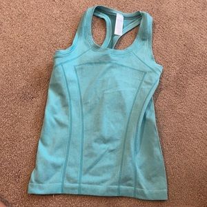 Ivivva tank top